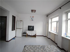 新新怡园邦特公寓 